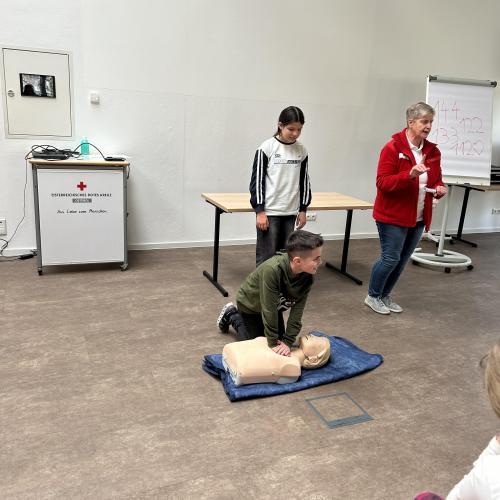 Besuch der Bezirksstelle Osttirol des Roten Kreuzes
